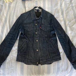 Levi's commuter trucker denim jacket stretch
